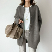 Miline - Lässige Strickjacke mit langen Ärmeln in Grau