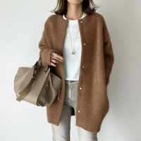 Miline - Lässige Strickjacke mit langen Ärmeln in Khaki