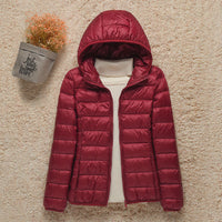 Liera - Komfortable und leichte Jacke in Bordeaux