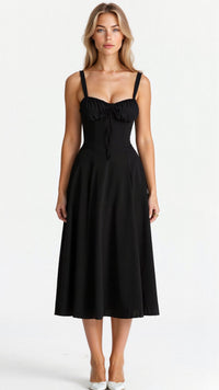 MARGARETHA - Floral Satin-Corsage Midi-Kleid mit Frontschlitz in Schwarz