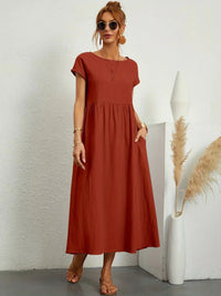 Cintia – Lässiges Midi Kleid in Braun