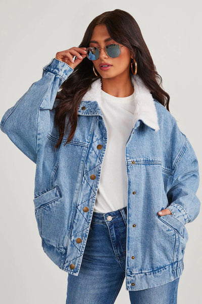 Damen-Denimjacke mit Fleecekragen
