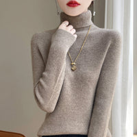 Damen Slim Fit Rollkragenpullover in Wildleder Kamel