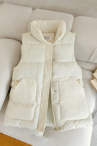 Damen wattierte Utility-Weste mit Stehkragen und großen Pattentaschen in Offwhite