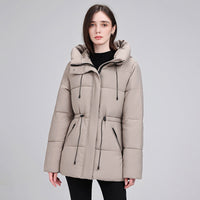 Damen wattierter Kapuzenparka mit taillierbarem Kordelzug und Rippbündchen in Khaki