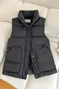 Damen wattierte Utility-Weste mit Stehkragen und großen Pattentaschen in Schwarz