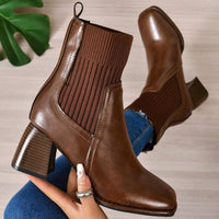 Damen Schlupf-Stiefeletten mit Blockabsatz und Strickschaft in Braun