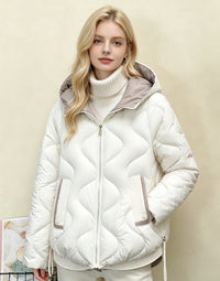 Damen wattierte Kurzjacke mit Herzsteppung, abgerundetem Saum und Kapuze in Offwhite