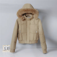 Damen kurzes wattiertes Kapuzenblouson mit Kunstfellkragen in Khaki