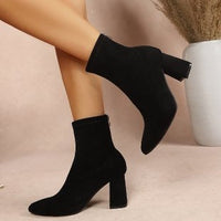 Damen Stiefeletten mit Blockabsatz und weichem Innenfutter in Schwarz
