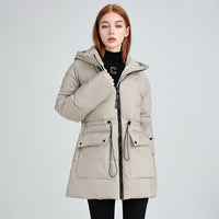 Damen mittellanger Thermoparka mit taillierendem Tunnelzug und Kapuze in Hellgrau