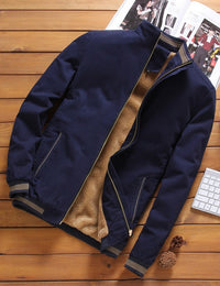 Dunkelblau mit Fleece