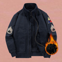 Herren Bomberjacke im Militärstil mit Patches und verdecktem Reißverschluss in Dunkelblau Gefüttert