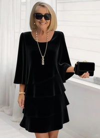 Margaux | Elegantes Midi-Kleid mit Rüschen in Schwarz