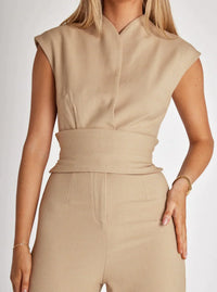 Eleganter Jumpsuit für Frauen - JADE in Braun