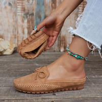 Luna | Bequemer orthopädischer Slip-On Schuh für Damen in Camel
