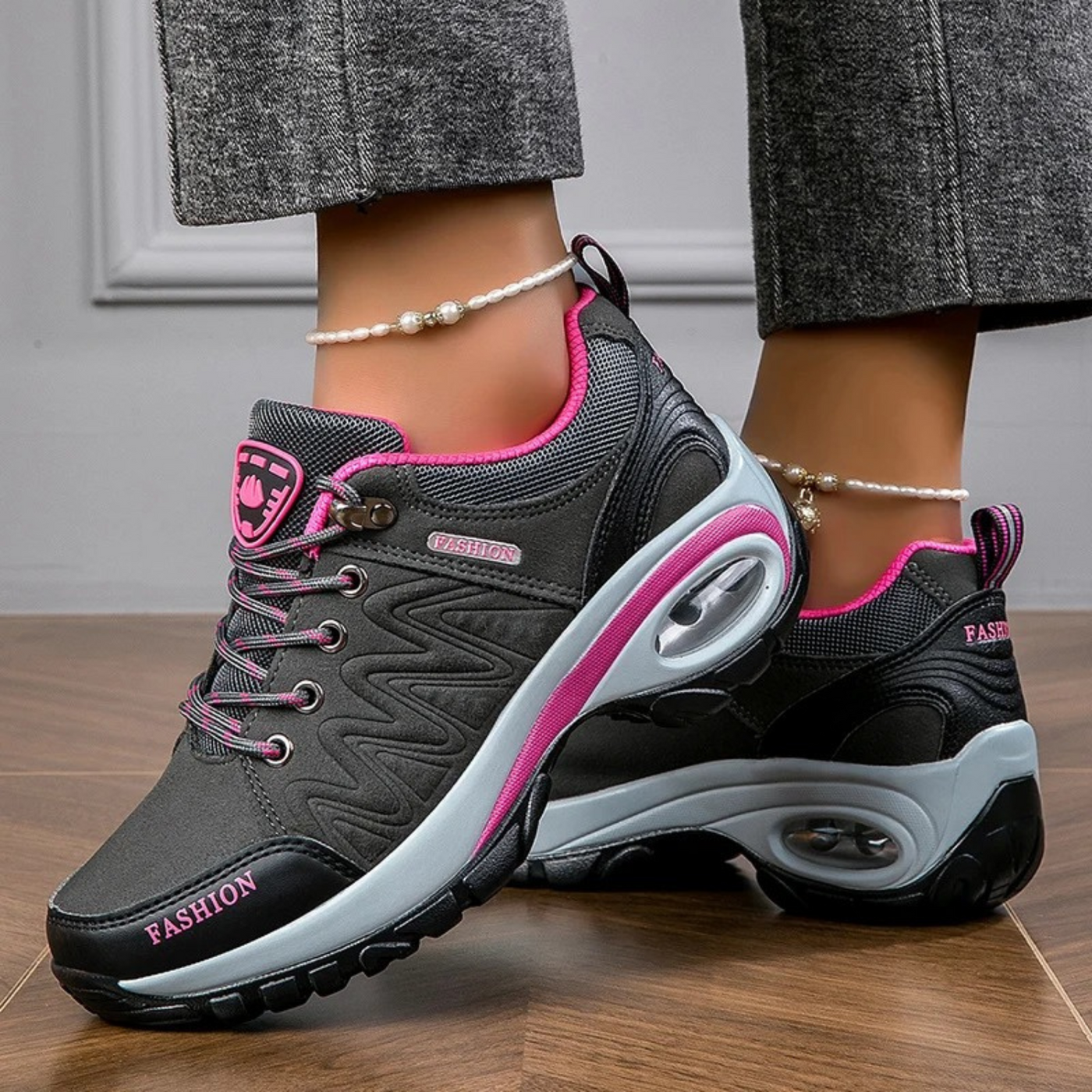 Sportliche Turnschuhe für Damen