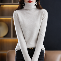 Akainu - Eleganter Rollkragenpullover in Hellgrau