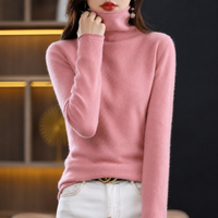 Akainu - Eleganter Rollkragenpullover in Rosa-Rot