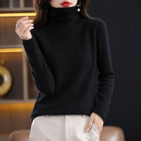 Akainu - Eleganter Rollkragenpullover in Schwarz