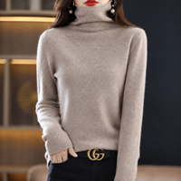 Akainu - Eleganter Rollkragenpullover in Khaki