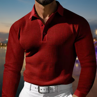 Herren T-Shirt - Rekken Fit Polo mit langen Ärmeln und Waffeltextur | Elegant in Rot