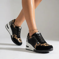 Vera | Damen Komfort Sneaker Keilabsatz Mesh Atmungsaktiv Modern in Leopard