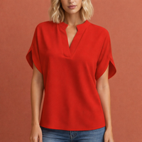 Elegante luftige Bluse für Damen mit schmeichelhaftem Schnitt | Maud in Rot