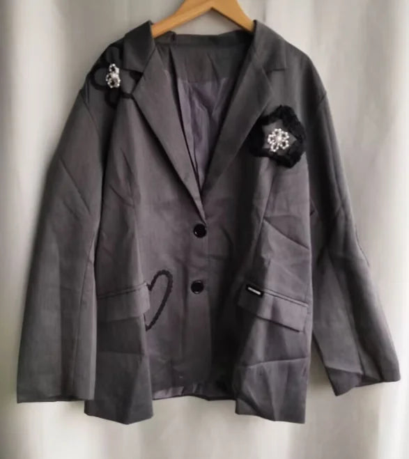 Helke - Anzugjacke mit 3d Floraler Spitzenstickerei und Zwei Knöpfen für Frauen