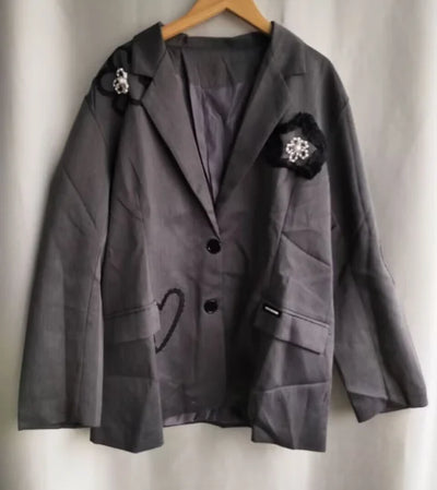 Helke - Anzugjacke mit 3d Floraler Spitzenstickerei und Zwei Knöpfen für Frauen