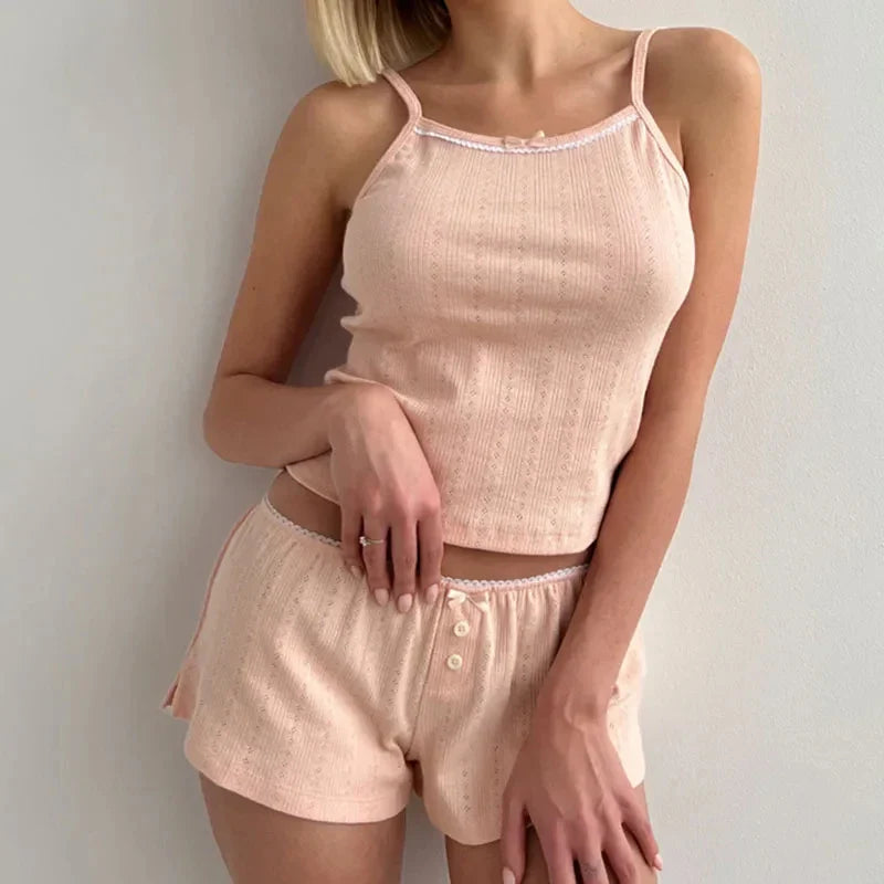 Wiebke - Nachtwäsche-Set aus Baumwolle mit Armellosen Spitzen-Cami-Tops und Geblümten Shorts für Frauen