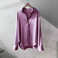 Dorothy - Satin Oversized Langarm-Hemd mit Knopfleiste in Lila