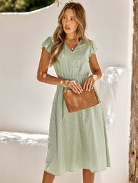 Léonie | Damen Midi Kleid Rüschenärmel V-Ausschnitt Elegant Sommer in Hellgrün