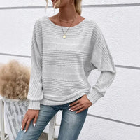 Mirevna™ Strickpullover Mit Strukturierter Optik und Femininem Ausschnitt in Hellgrau