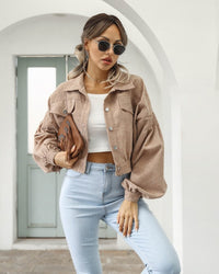 Sofia | Damen Cropped Jacke mit Taschen und Knöpfen in Khaki