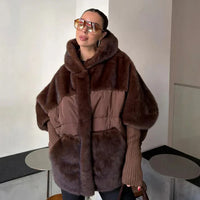 VelvetNord™ Mantel aus Samt-Faux-Fur mit Oversized-Design in Braun