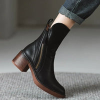 Selene | Damen Stiefeletten in Schwarz