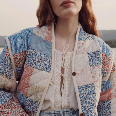 Harpij | Gewatteertes Patchwork-Jacke mit Blumen- und Gingham-Prints