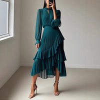 Lioren™ Kleid mit Edlem Plissee und Asymmetrischen Volants in Dunkelgrün