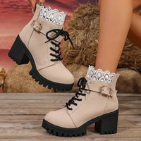 Victoria Urban™ Stiefel mit Eleganter Schnürung und britischem Design in Khaki