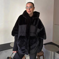 VelvetNord™ Mantel aus Samt-Faux-Fur mit Oversized-Design in Schwarz