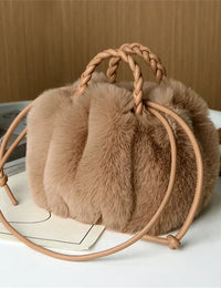 Dunkles Khaki