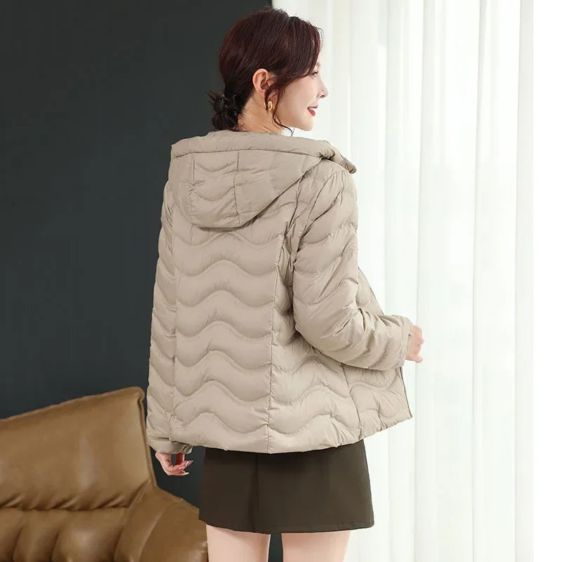Donnelly- Leichte Damen Daunenjacke mit Kapuze