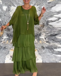 Lara | Elegantes fließendes Maxikleid in Dunkelgrün