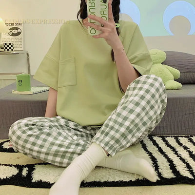 Laura - Gestricktes Baumwoll-Pyjama-Set mit Kurzarm-Shirt und Pyjama-Hose für Frauen