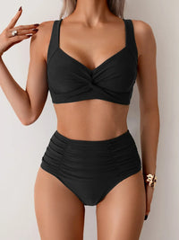 Nicoletta | Bandeau-Bikini mit gerafftem Stoff in Schwarz