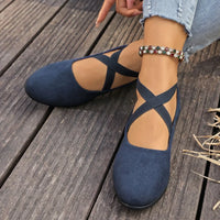 Alouette™ Schuhe Mit Veloursoptik und Gekreuzten Riemen in Blau