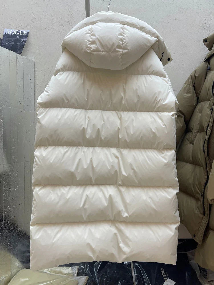 Wylda- Winter Daunenmantel mit Kapuze für Damen