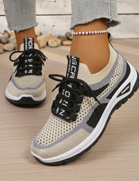 Beige mit Schwarz