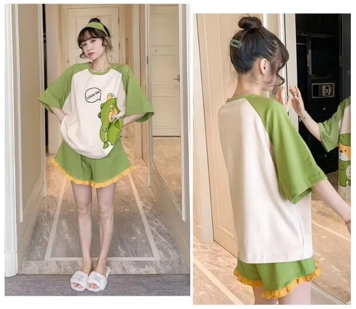 Konstanze - Gerüschtes Pyjama-Set mit Übergrößen-Shirt und Kurzhosen für Frauen